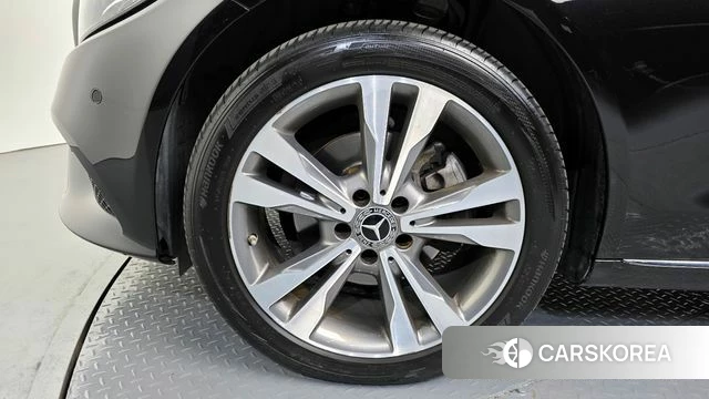 Mercedes-Benz C-Class W205 id 4203014 из Кореи 26