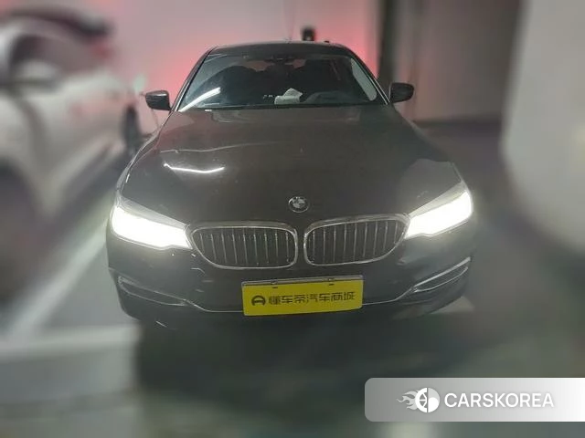 BMW 5 series PHEV 2019 Красный из Китая, фото 5