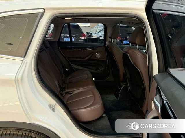 BMW X1 id 4213123 из Китая 18