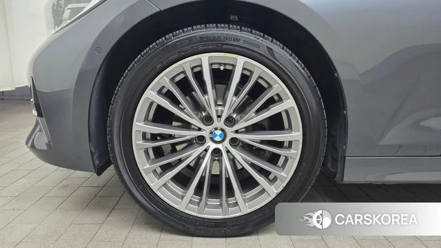 BMW 3 Series (G20) id 4855023 из Кореи 26