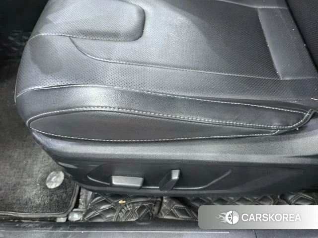 Hyundai Elantra id 4307228 из Китая 13