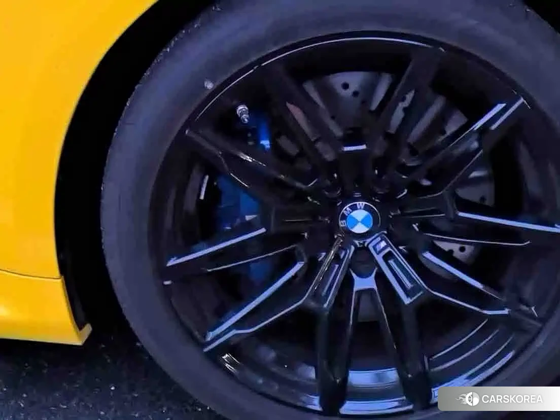 BMW M2 2026 Yellow/orange из Китая, фото 5