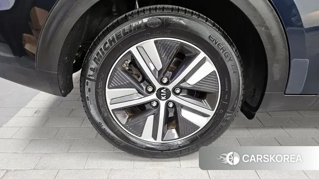 Kia The New Niro id 3253296 из Кореи 15