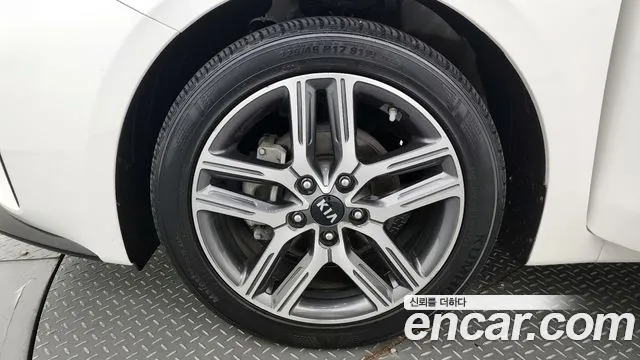 Kia Come New K3 id 2785564 из Кореи 15