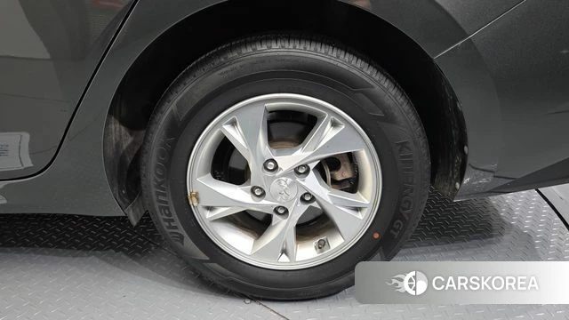 Hyundai Avante (CN7) id 4282810 из Кореи 15