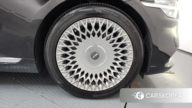 Genesis G90 id 3789140 из Кореи 15