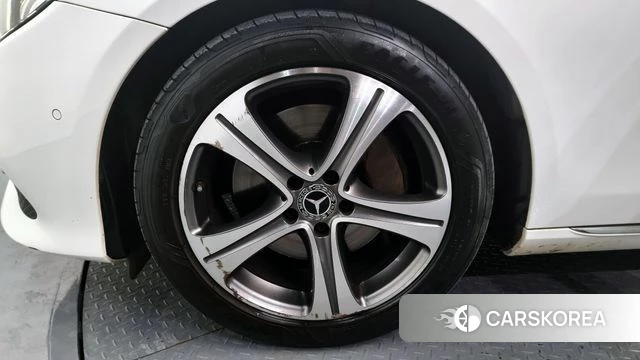Mercedes-Benz E-Class W213 id 3853721 из Кореи 15
