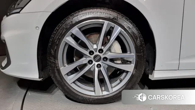 Audi A6 (C8) id 3524159 из Кореи 15