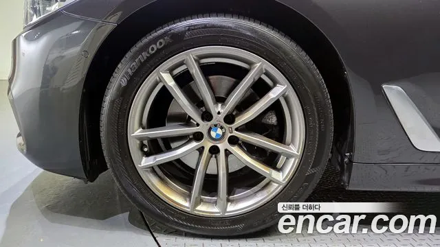 BMW 5 Series (G30) id 2498517 из Кореи 15