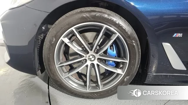 BMW 5 Series (G30) id 3697283 из Кореи 15