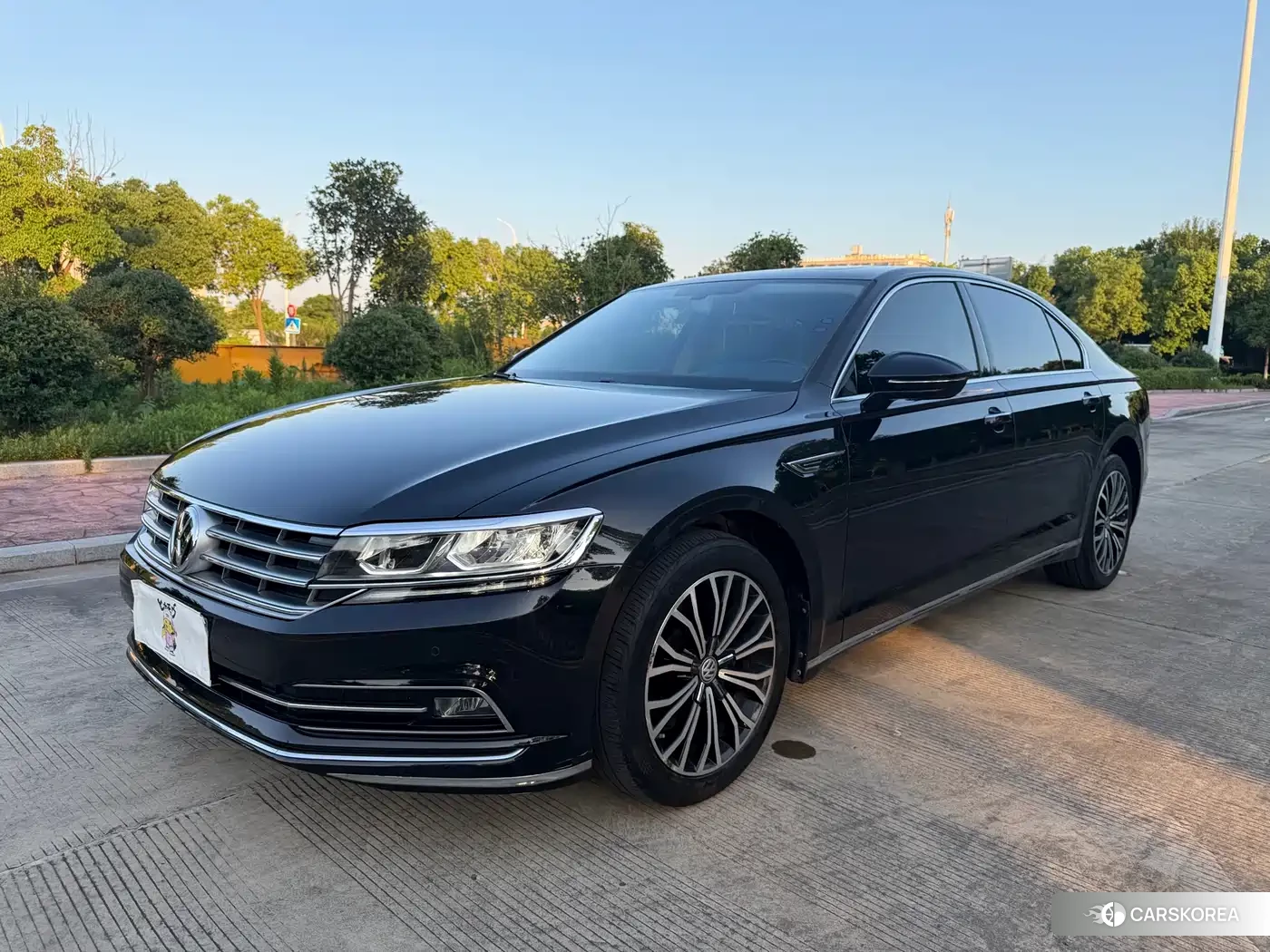 Volkswagen Huiang id 4576743 из Китая 12