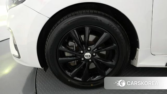 Kia The New Carnival id 4417282 из Кореи 26