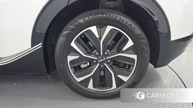 Kia EV6 id 3154681 из Кореи 15