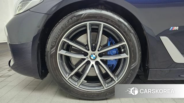 BMW 5 Series (G30) id 4656083 из Кореи 26