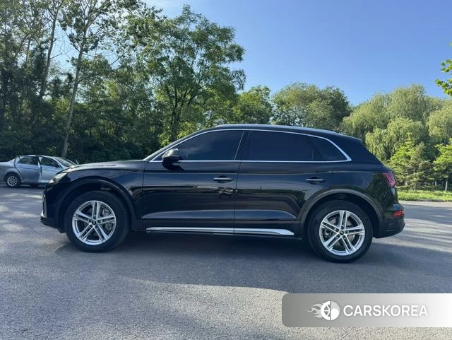 Audi Q5L id 4258282 из Китая 17