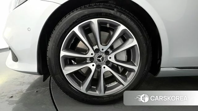Mercedes-Benz E-Class W213 id 4465477 из Кореи 15