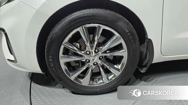 Kia The New Carnival id 4496822 из Кореи 28