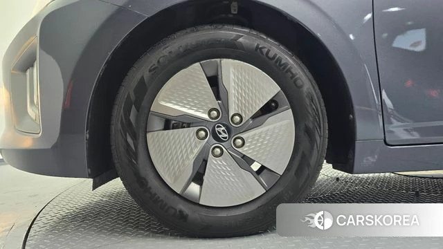 Hyundai The New Ionic Hybrid id 4581796 из Кореи 25