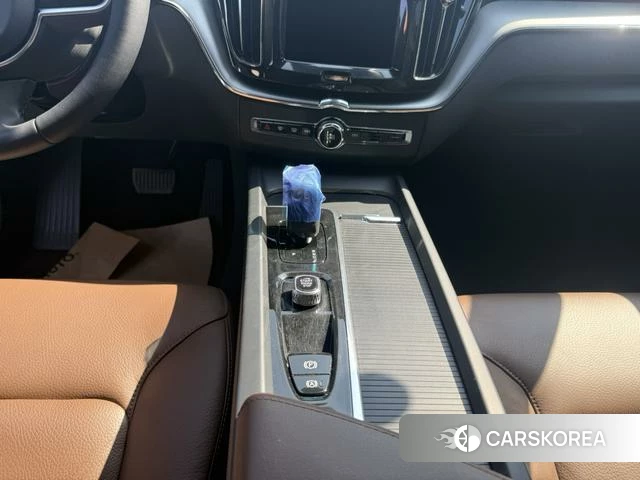 Volvo XC60 id 3889753 из Китая 15