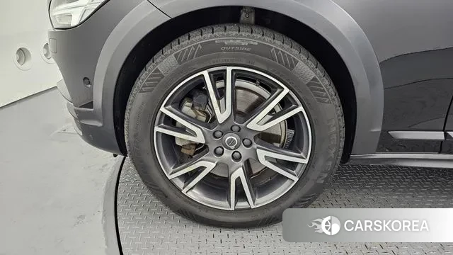 Volvo V90 Cross-Country id 3434099 из Кореи 15