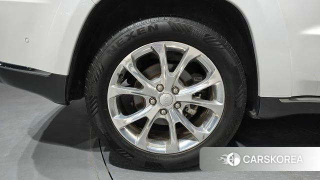 Jeep Grand Cherokee id 4284357 из Кореи 31