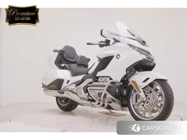 Проданный Honda GL1800 TOUR DCT 2021 из Японии, фото 3