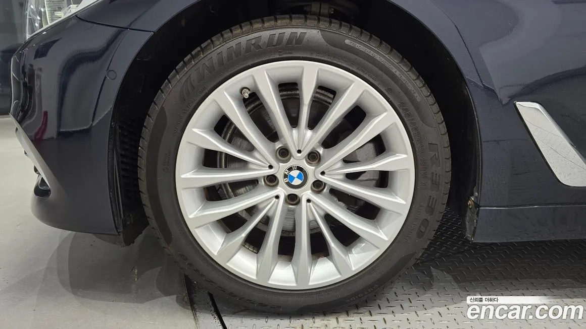 BMW 5 Series (G30) id 2017737 из Кореи 15