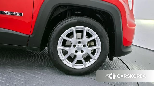 Jeep Renegade id 3827789 из Кореи 15