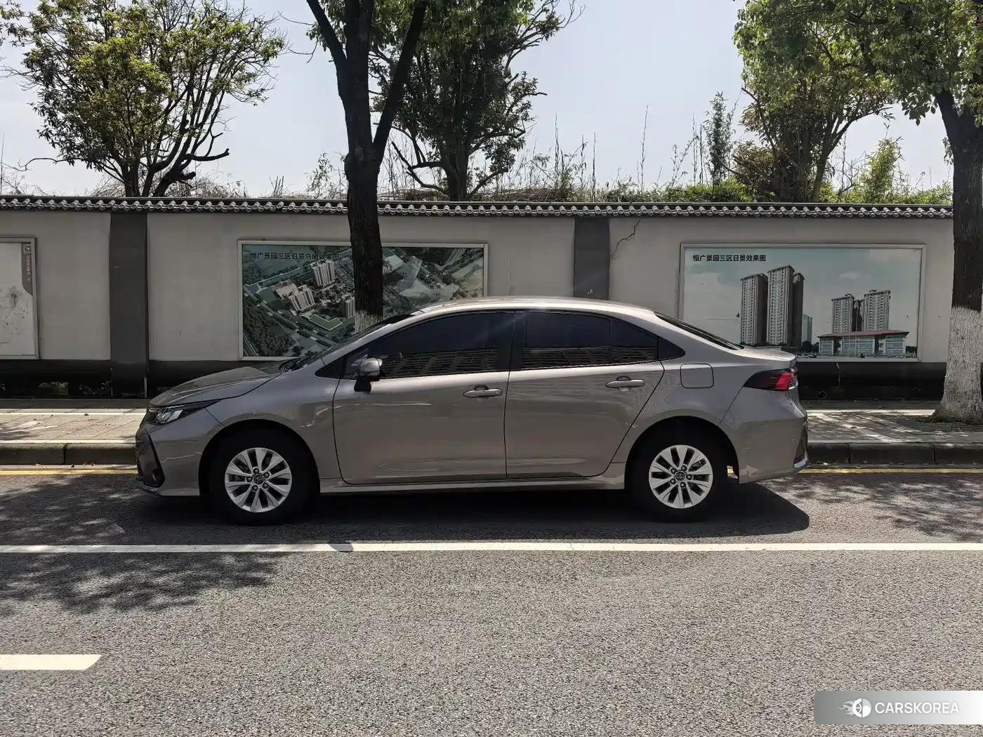 Toyota Corolla id 4601833 из Китая 7