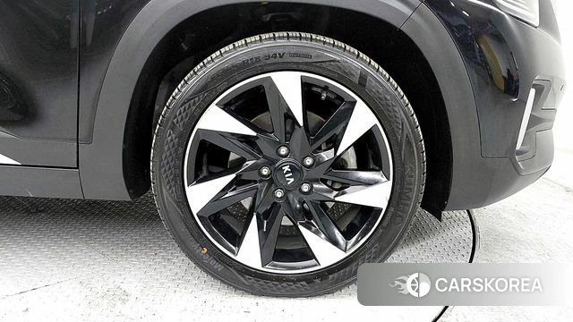 Kia Seltos id 4667066 из Кореи 15
