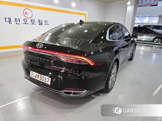 Hyundai The New Grandeur IG id 3582507 из Кореи 15