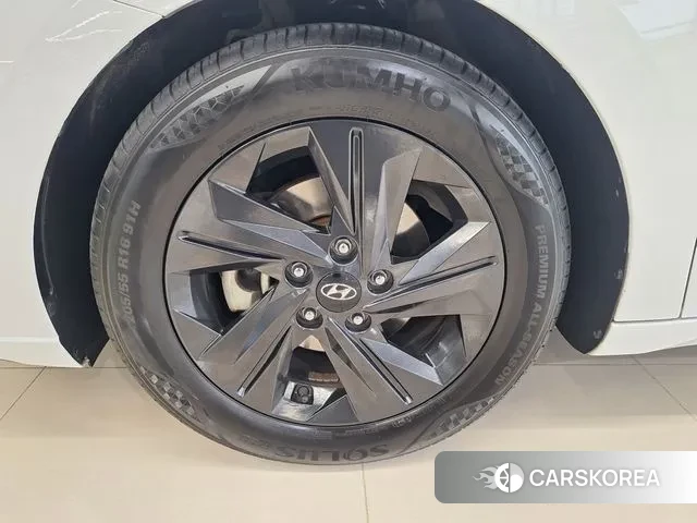 Hyundai Avante (CN7) id 3421858 из Кореи 15