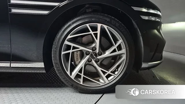 Genesis G90 (RS4) id 2974968 из Кореи 15