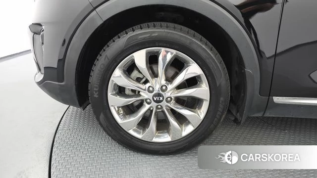 Kia The New Sorento id 4837318 из Кореи 26