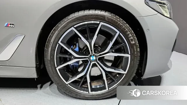 BMW 5 Series (G30) id 3562182 из Кореи 15