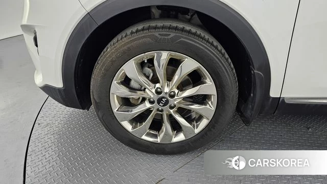 Kia The New Sorento id 4225602 из Кореи 28