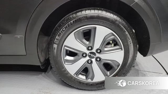 Kia The New Niro id 3625724 из Кореи 15