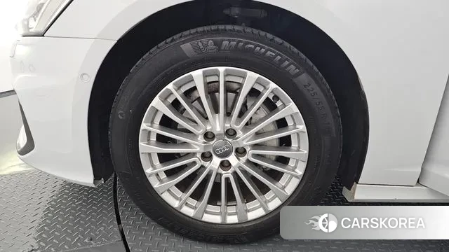 Audi A6 (C8) id 3350418 из Кореи 15