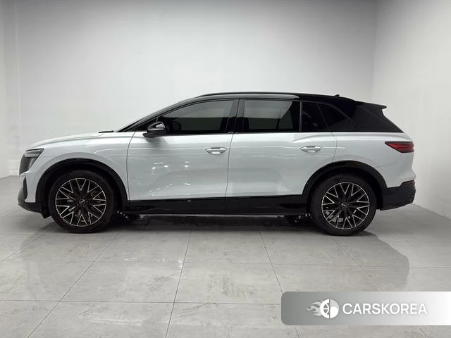Audi Q5 e-tron id 4240629 из Китая 15