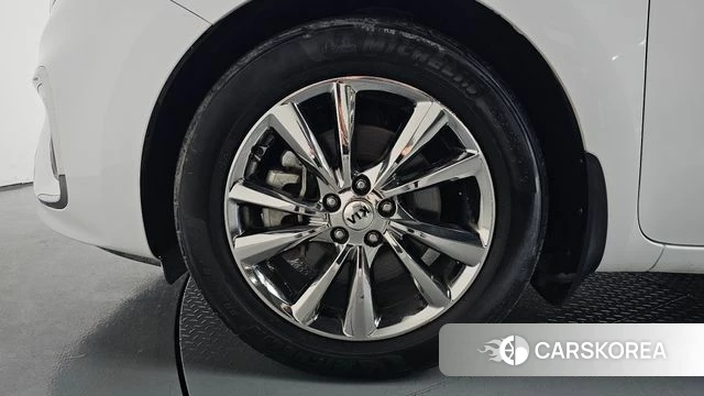 Kia The New Carnival id 4637722 из Кореи 25