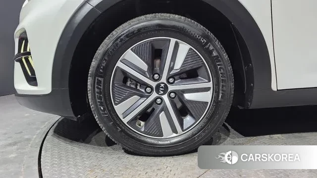 Kia The New Niro id 3598590 из Кореи 15