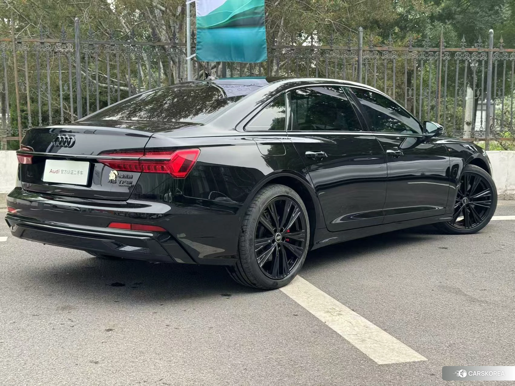 Audi A6L 2022 Черный из Китая, фото 5