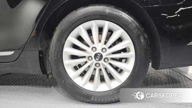 Kia Come New K7 id 3563330 из Кореи 15