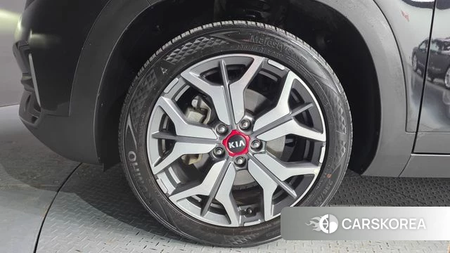 Kia Seltos id 4338603 из Кореи 25