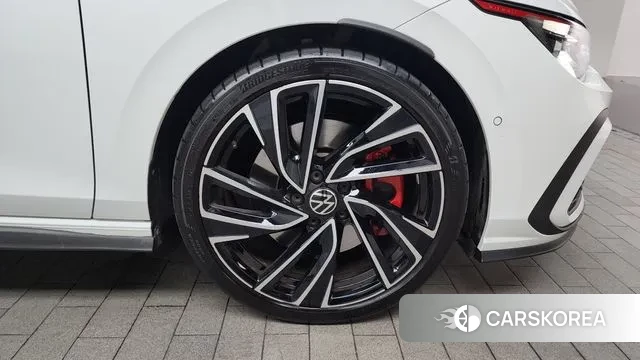 Volkswagen Golf 8th Generation id 3052774 из Кореи 15