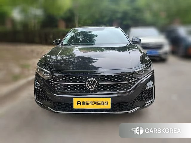 Volkswagen Passat 2023 Черный из Китая, фото 5