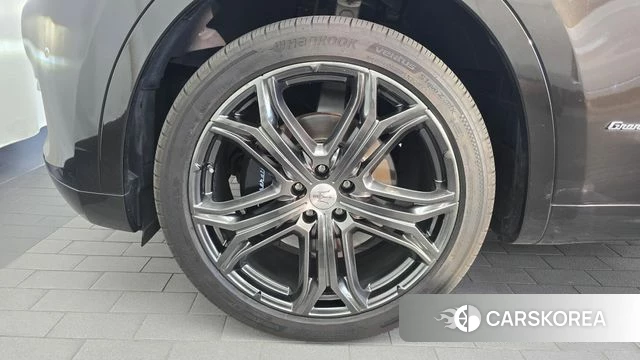 Maserati Levante id 4855957 из Кореи 35