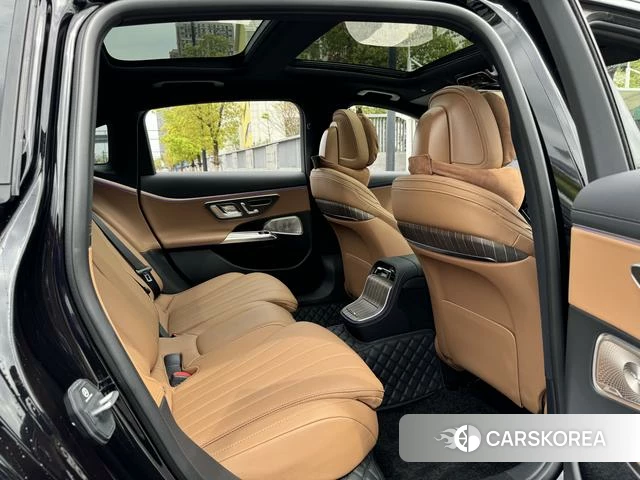 Mercedes-Benz E-class id 4275382 из Китая 22