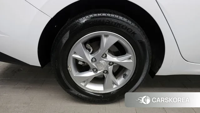 Hyundai Avante (CN7) id 3760498 из Кореи 15