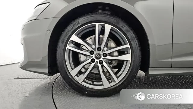 Audi A6 (C8) id 3634433 из Кореи 15